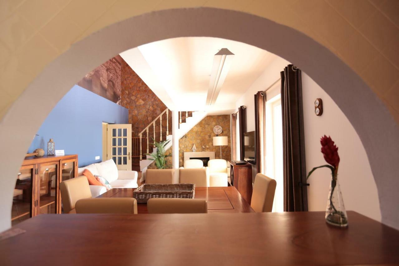 Quinta Do Pinheiro Manso - Holidays Villa - Marinha Beach 卡武埃鲁 外观 照片