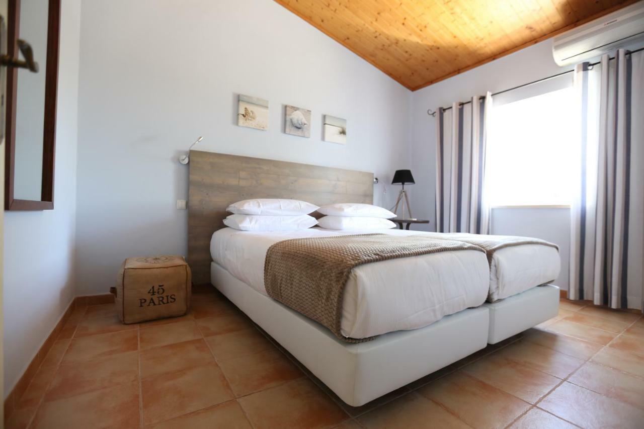 Quinta Do Pinheiro Manso - Holidays Villa - Marinha Beach 卡武埃鲁 外观 照片